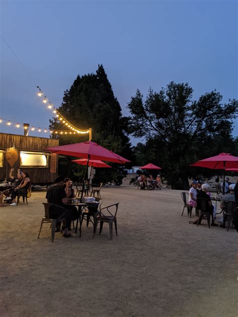 DATE NIGHT IN THE ROGUE VALLEY: PHOENIX