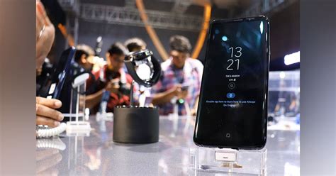 Samsung Just Launched The S9 & S9+ & They've Got Features That'll Make ...