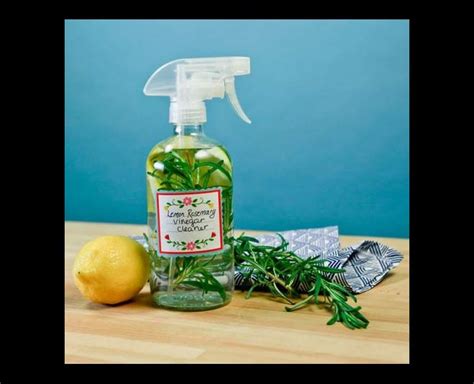 Learn How To Make Scented Vinegar Cleaning Spray At Home | Herzindagi