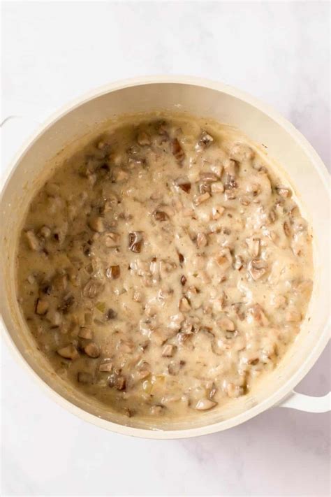 Cream Of Mushroom Soup (Campbell’s Copycat) - The Yummy Bowl