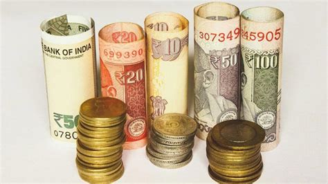 India's forex reserves hit $654 billion to record biggest weekly gain ...