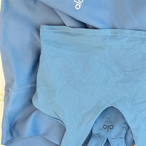 Alo set XS top XS bottom Top and bottom look... - Depop