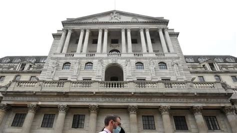 Bank of England raises interest rate to 3%, biggest hike in 30 years ...
