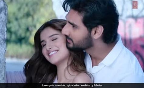 Tadap Song: अहान शेट्टी की डेब्यू फिल्म का 'तड़प' का सॉन्ग 'Tumse Bhi ...