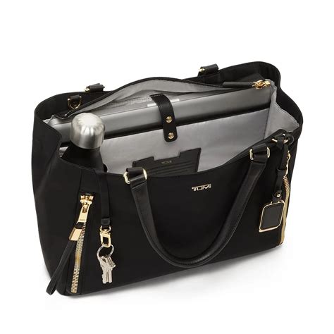 SKYE MEDIUM TOTE || Tumi©