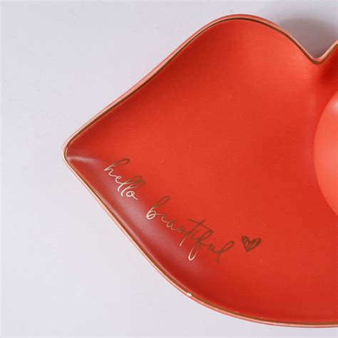 Quirky Cup and Plate Set Online - Premium Tea Cup | Nestasia