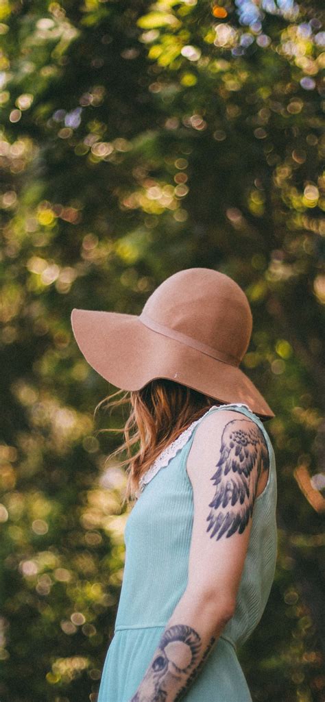 Download wallpaper girl, hair, hat, tattoo, tattoo, curls, section ...