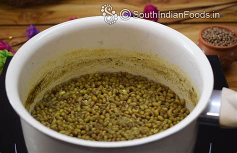naripayaru sundal | moth bean sundal | matki dal sundal-Step by step ...