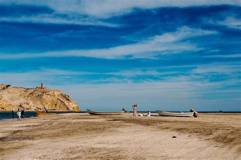 33 Tourist Places in Oman: Famous Places & Tourist Attractions