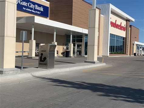 Moorhead Public Library - Lake Agassiz Regional Library