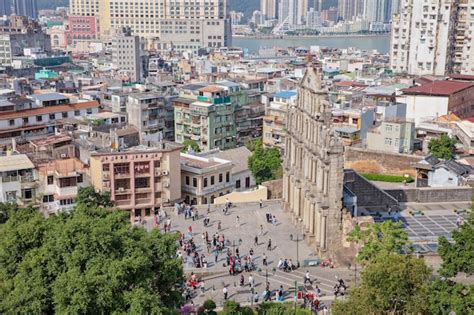 Small Building Top View 的图像结果