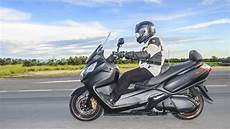 review sym maxsym 600i prueba sym scooter maxsym 600i abs review sym maxsym 600i prueba sym scooter maxsym 600i abs