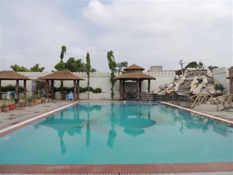 HOTEL MANSAROVAR (Sumerpur) - Hotel Reviews, Photos, Rate Comparison ...