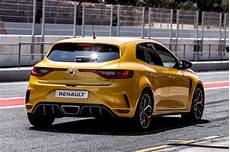 Renault Megane Rs Trophy by Renault Megane Rs Trophy Prices And Specs Announced For Renault Megane Rs Trophy