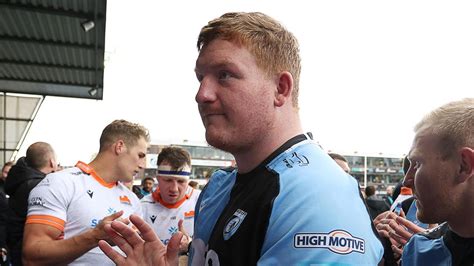 Rhys Carre: Saracens move down to Wales not Cardiff, says prop - BBC Sport