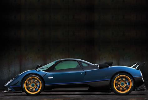 Pagani Zonda Tricolore Price in UAE, Images, Specs & Features
