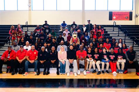 Photos: Jeremiah Robinson-Earl and his father gift basketball shoes to ...