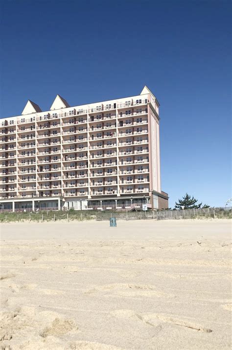 Dunes Manor Hotel & Suites - Ocean City, MD - Carefree Mermaid