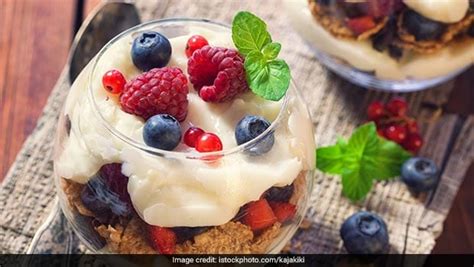 Healthy Dessert Recipes: 3 Yummy Fruit And Yogurt Parfait Recipes To ...