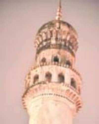 Parts of Charminar cave in after rains