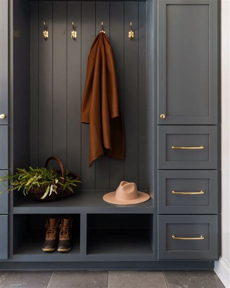 30 Beautiful Mudroom Built In Storage Ideas You Need To Try | Mud room ...