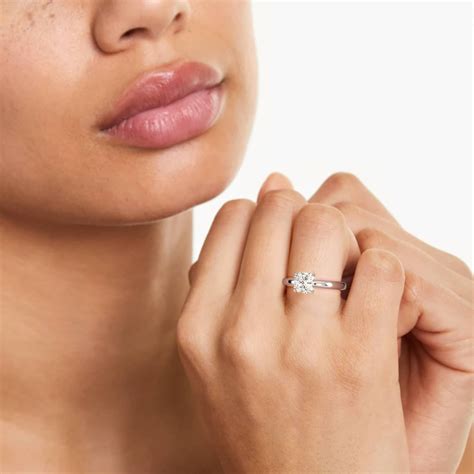IGI 0.73 Carat J-VS1 Radiant Cut Diamond 2.5mm Comfort Fit Solitaire ...
