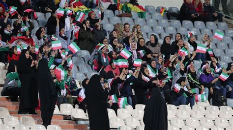Las jugadoras iraníes se niegan a cantar su himno en la Copa Asiática