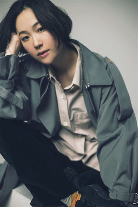 女優・黒木華さん「結婚も出産も、いつまでと逆算してリミットを決める必要なんてない」特別インタビュー | CLASSY.[クラッシィ]