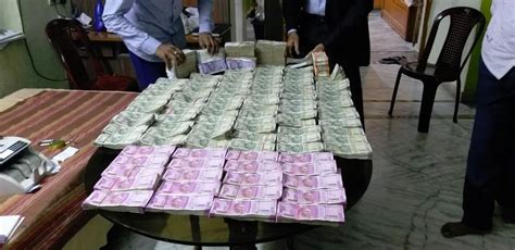 Telangana: Anti Corruption Bureau nabs woman Tehsildar, recovers huge ...