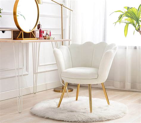 6 White and Gold Vanity Chairs: #Glamming Up Your Space!
