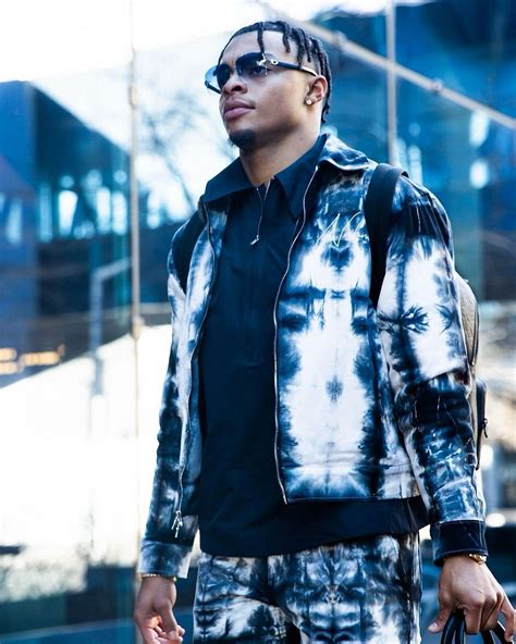 Who is Justin Fields’ Girlfriend? | Meet Gianna Carmona, Her Net Worth ...