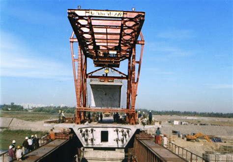 Projects Delhi Noida Bridge
