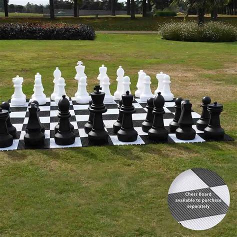 Giant Chess Draughts Sets – Big Game Hunters