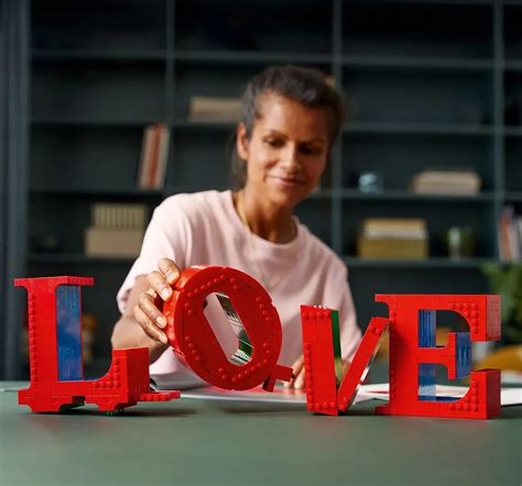 Buy LEGO Art Love, Gift for Couples And Home Decor Idea 31214 Building ...