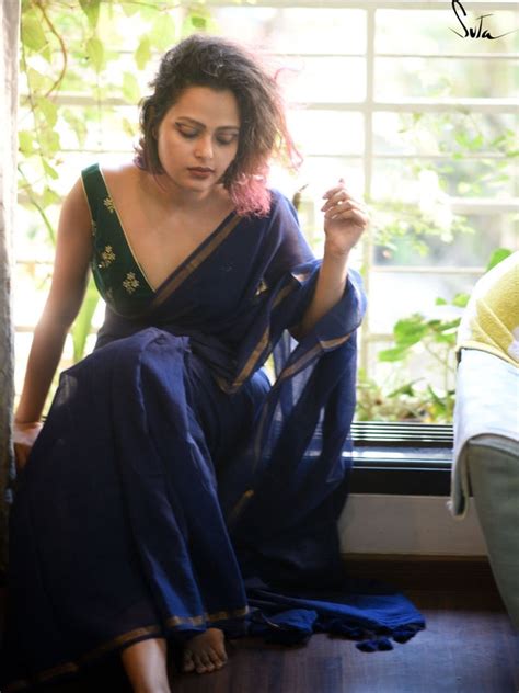 Golden Zari Border Cotton Navy Blue Saree|Golden Lining|Suta