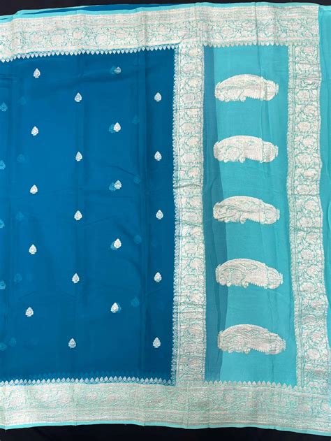 Pure Khaddi Chiffon Contrast Saree – Soft Drape & Bold Borders – Sanjar ...