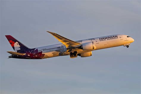Hawaiian Airlines Relocates Terminals At LAX & New York JFK Airport