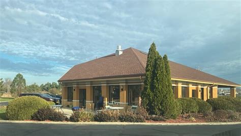 QUALITY INN SYCAMORE - DEKALB - Hotel Reviews, Photos, Rate Comparison ...