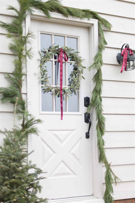 make live garlands last longer | Christmas door decorations, Christmas house lights, Holiday decor