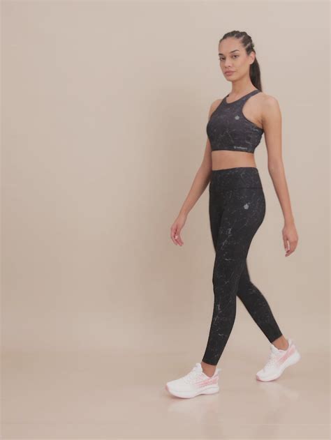 Buy cult Active Women Running Shoes - White/Peach Online in India ...