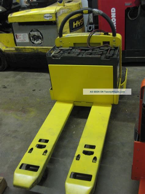 Hyster Electric Pallet Jack Rider - 6, 000 Lb Lift Capacity, 48 " Forks