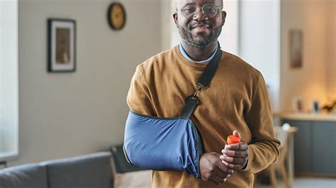 Shoulder Surgery Recovery: Complete Week-by-Week Guide (2025)