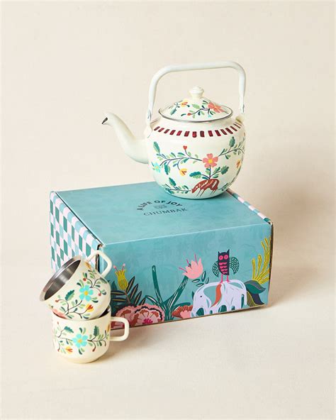 Hangul Hand-Painted Kahwah Kettle & Mugs Set | Kashmir Trails