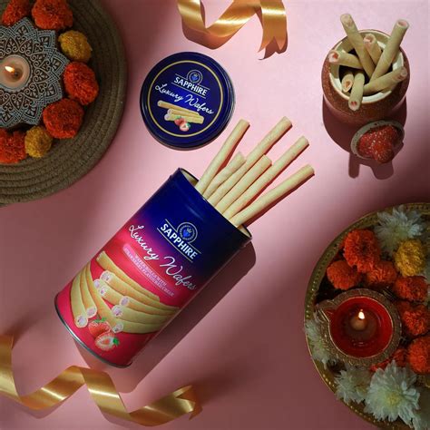 Wafer Rolls with Strawberry Cream 300g – Sapphire Confectionery