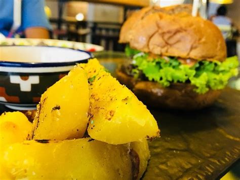 GREENR CAFE, Gurugram (Gurgaon) - 32nd Avenue Sector 15 Part 2, Greater ...