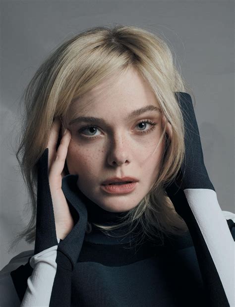 Elle Fanning Velvet Rebellion - Numéro September 2025 • CelebMafia