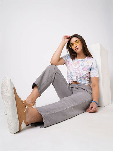 Buy Women High-Rise Loose Straight Fit Jeans | Kraus Jeans