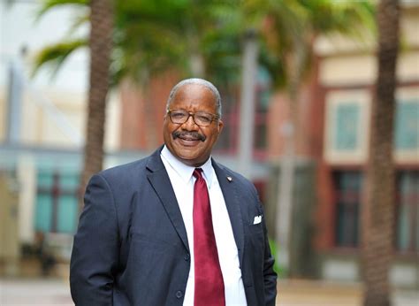 West Palm Beach Mayor seeks to derail rival's campaign with residency ...