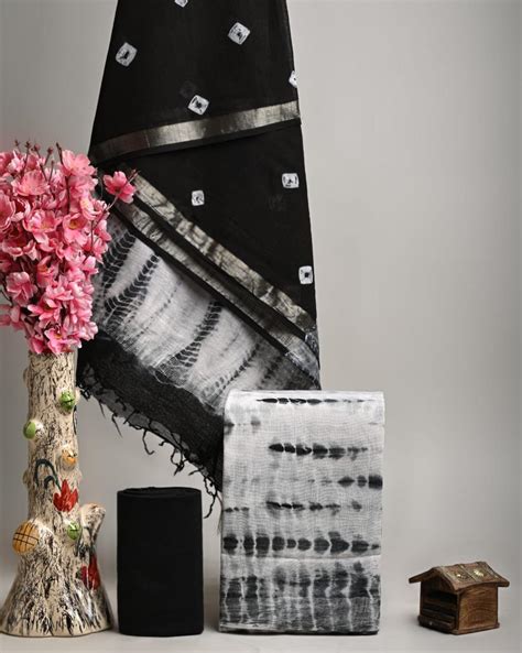 Linen Cotton Digital Print 3 pc Unstitched Salwar Suit - Leheriya.com