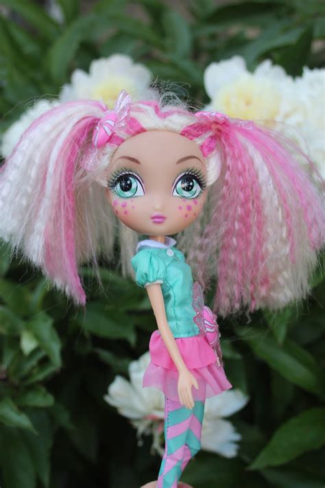 PLANET OF THE DOLLS: Doll-A-Day 2017 #145: La Dee Da Cyanne as ...